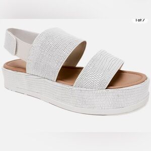 Via Spiga NWOT Women's Gabourey2 Platform Sandals White Leather NWOT (7M)